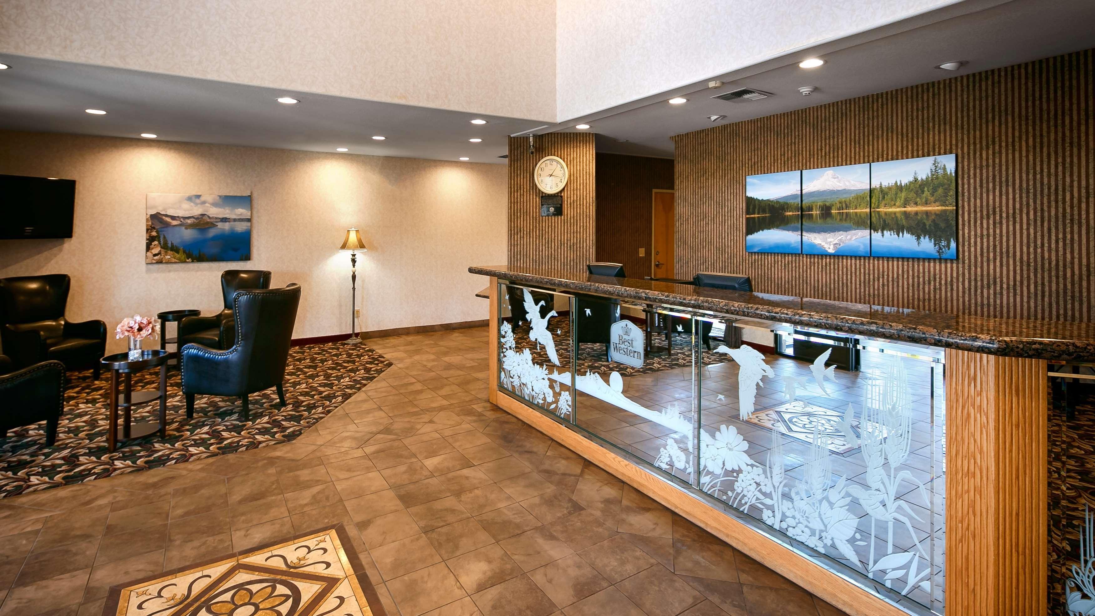 Best Western Dallas Inn & Suites Zewnętrze zdjęcie